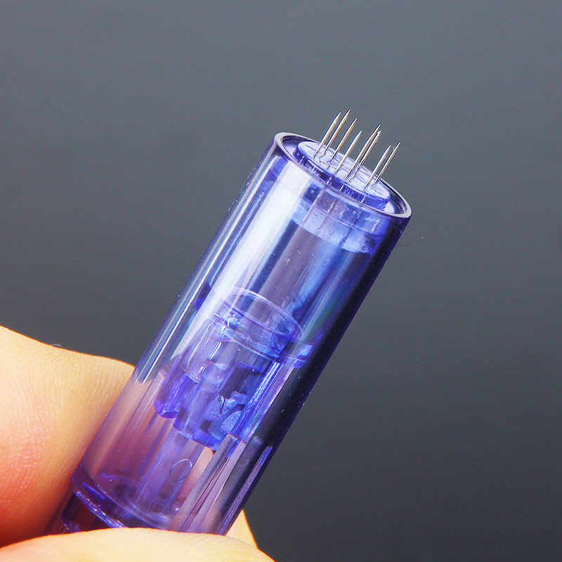  Close up image of microneedling cartridge