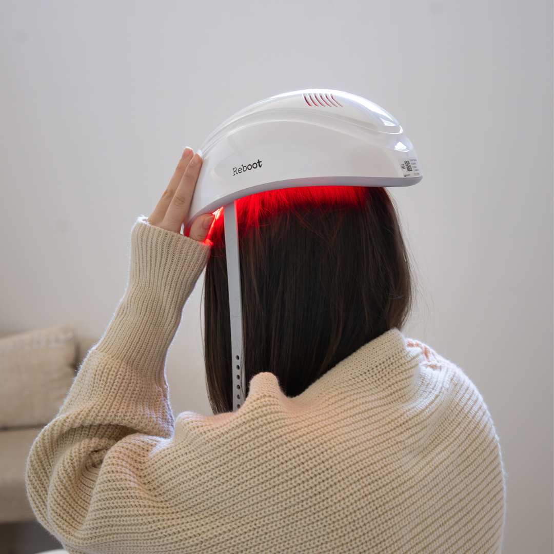 Casca Reboot Volume Max pentru creșterea părului cu 200 diode laser - Aprobată FDA